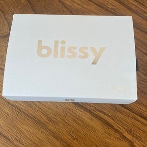 Blissy standard pillow case